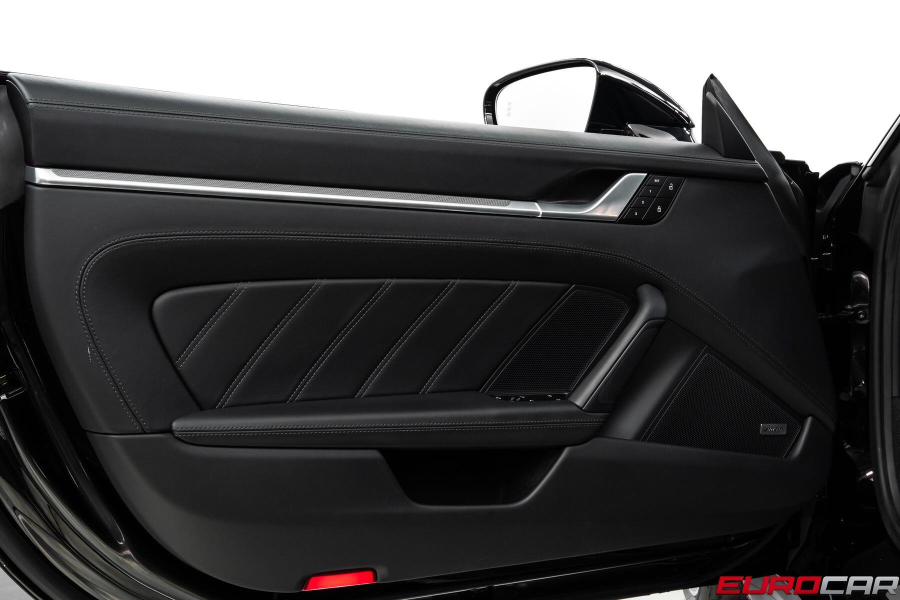 2025 Porsche 911 Turbo *POWER SPORT SEATS * FRONT LIFT*Image 25