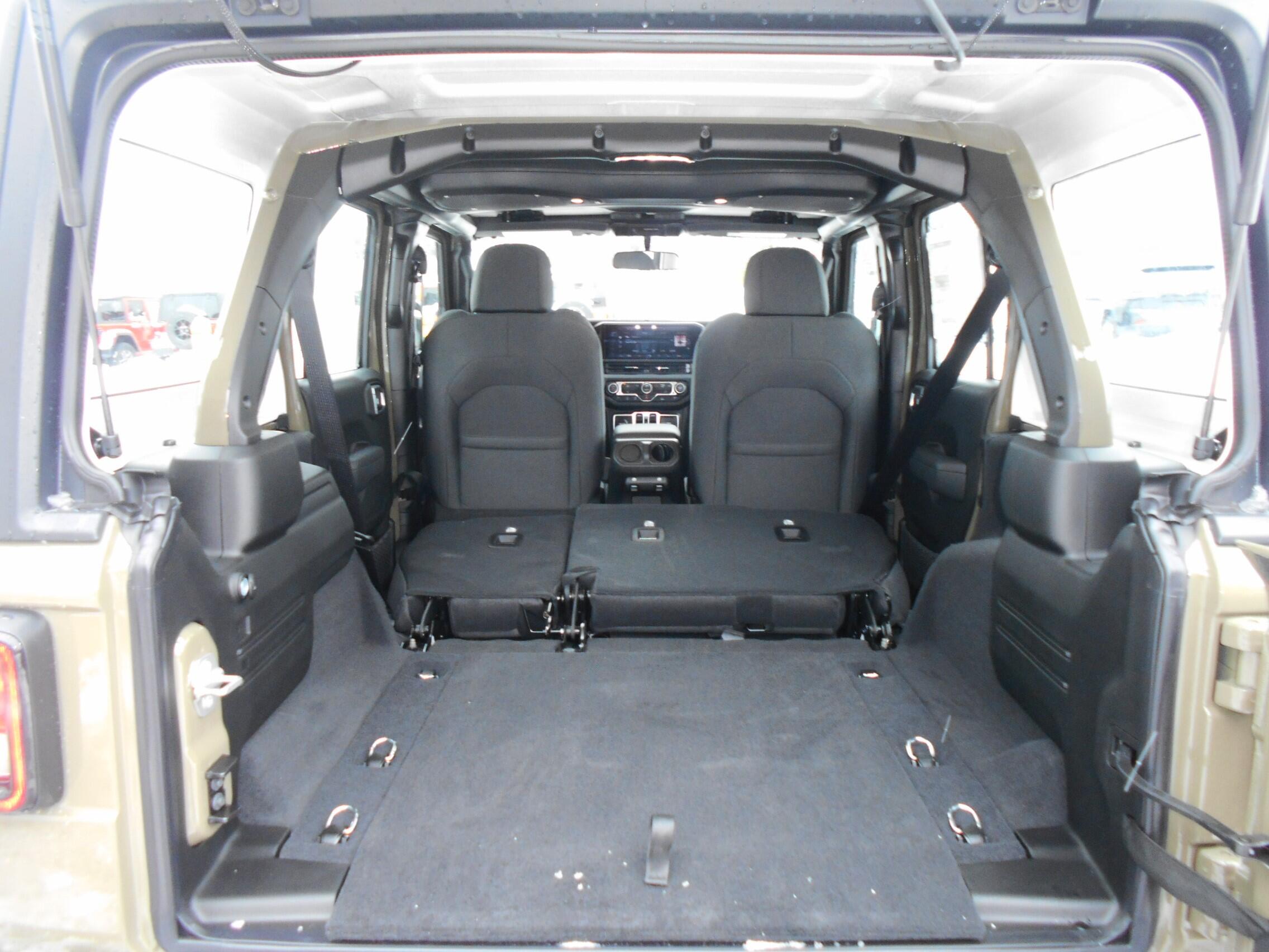 2026 Jeep Wrangler 4-Door Sport - Photo 12