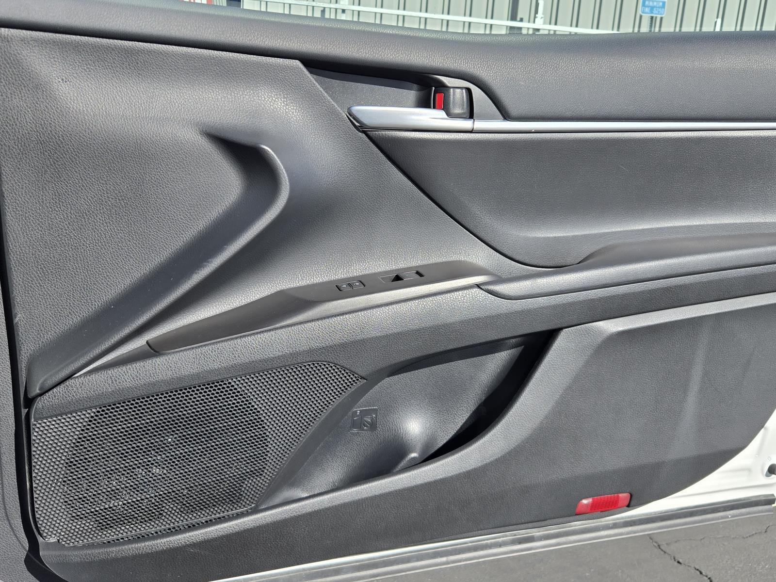 2024 Toyota Camry LE - Photo 30