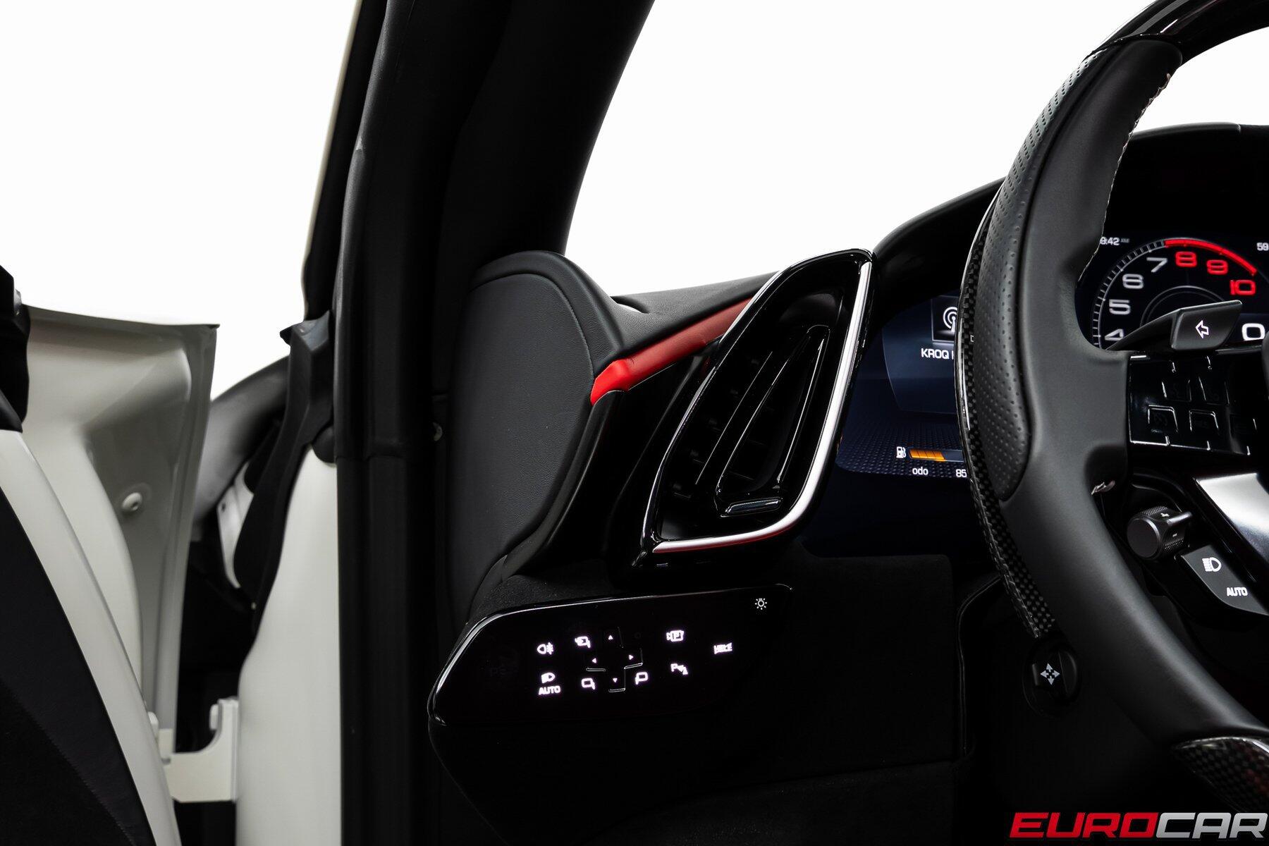 2025 Ferrari Roma Base - Photo 29