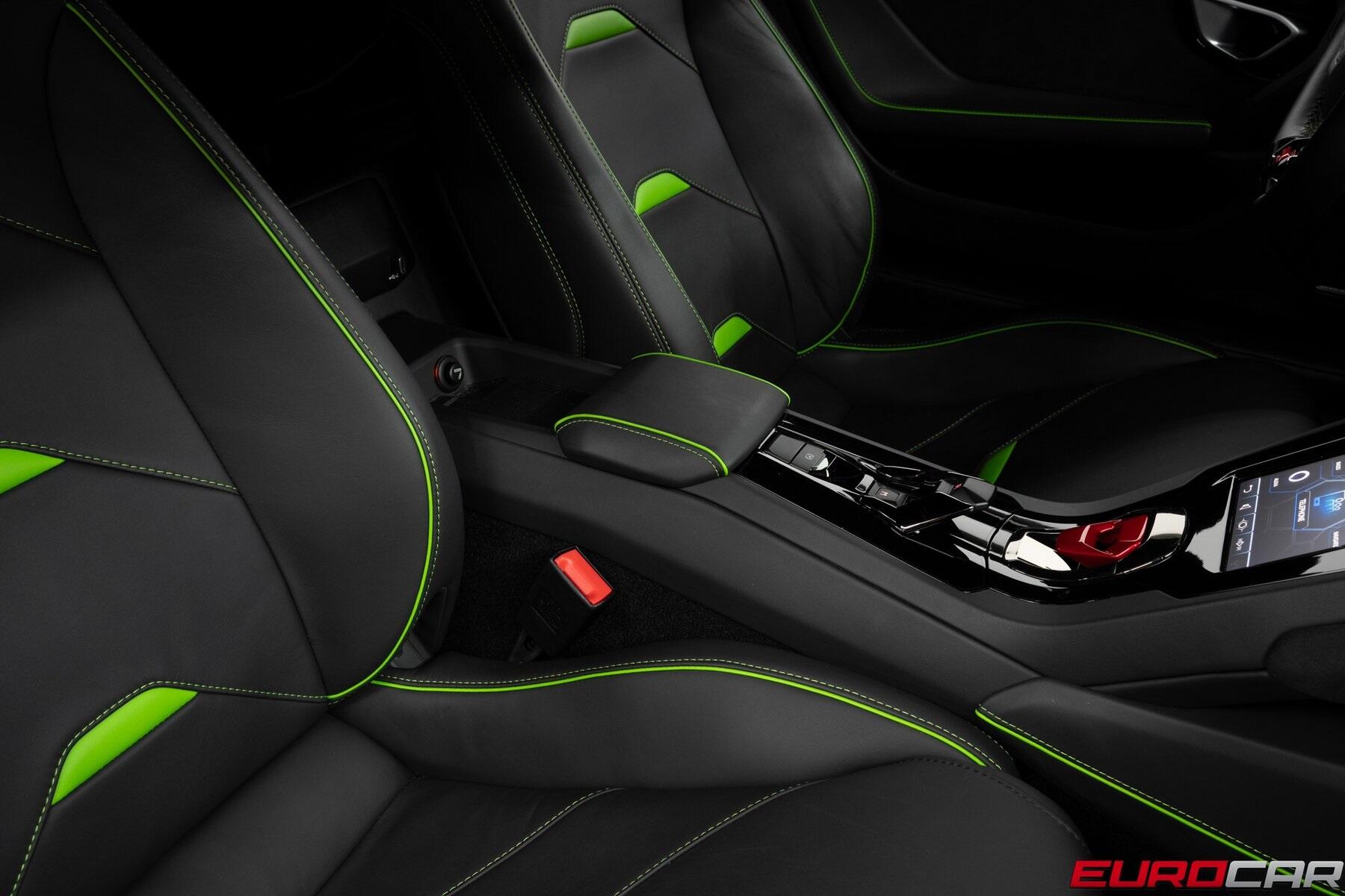 2023 Lamborghini Huracan EVO RWD *HIGH GLOSS BLACK STYLE PACKAGE* Image 29