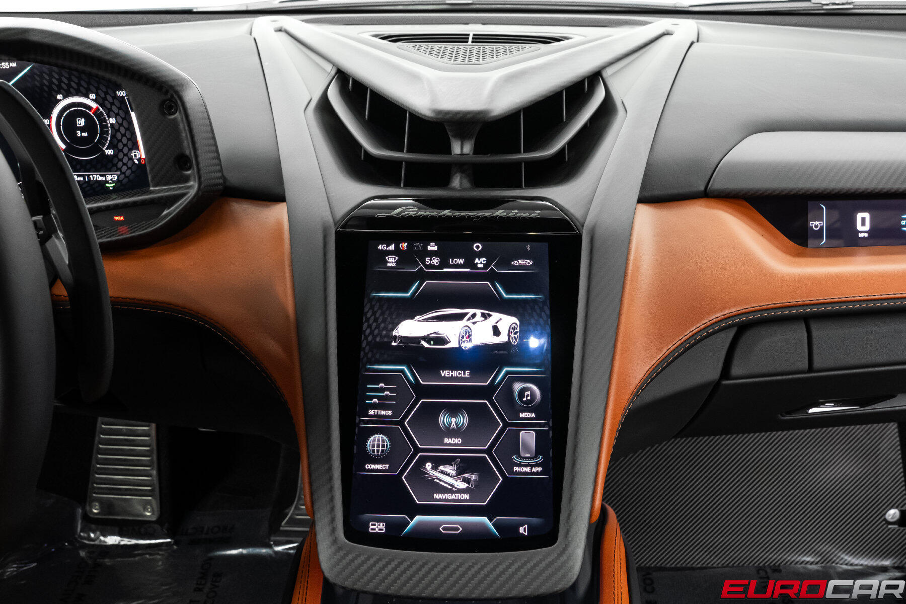 2025 Lamborghini Revuelto *SPECIAL FACTORY PAINT * RARE INTERIOR COLOR*Image 38