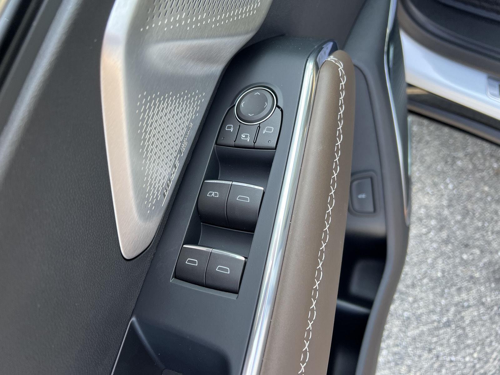 2026 GMC Acadia Denali Ultimate - Photo 16