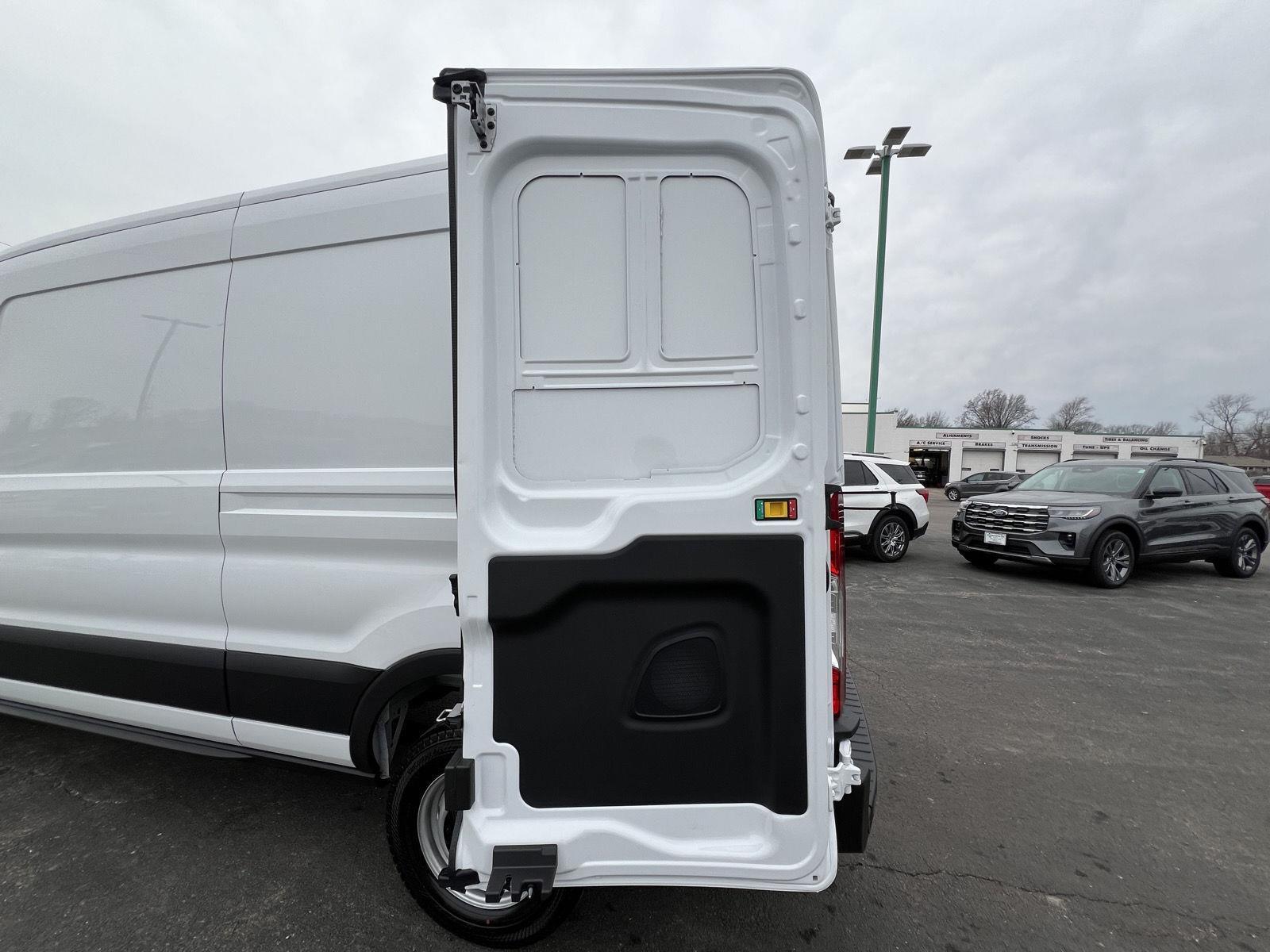 2026 Ford Transit Van Base - Photo 43