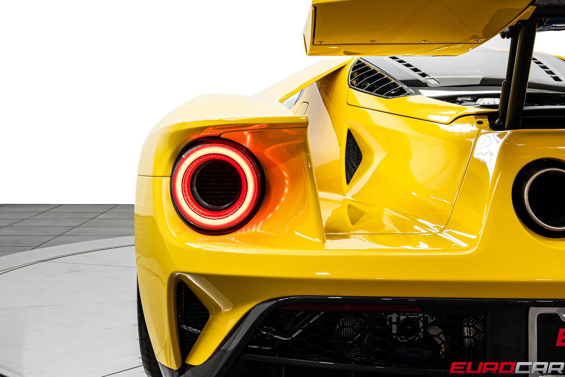 2020 Ford GT *ONLY 213 MILES * CARBON EXTERIOR PACK*Image 26