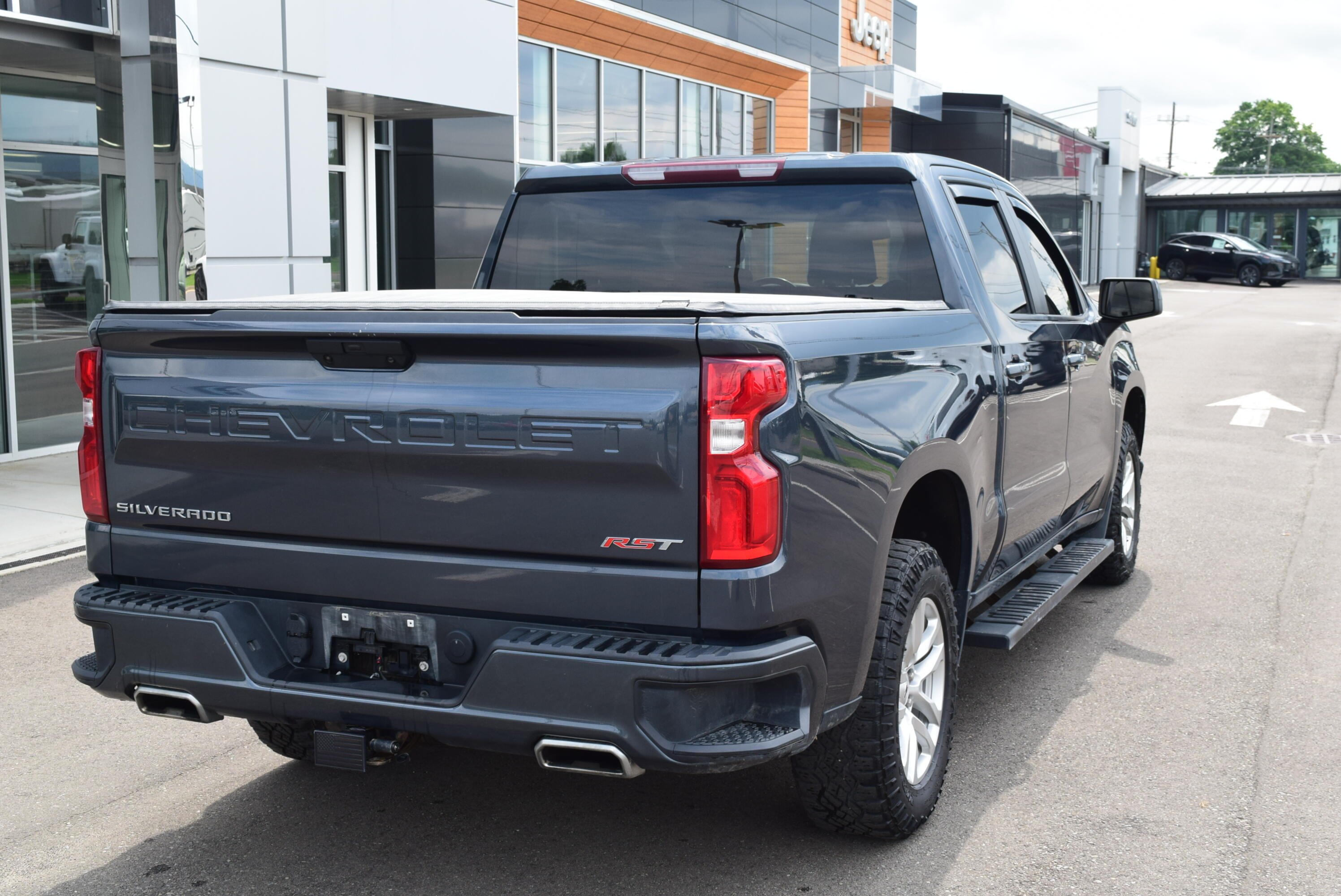 2021 Chevrolet Silverado 1500 RST - Photo 8
