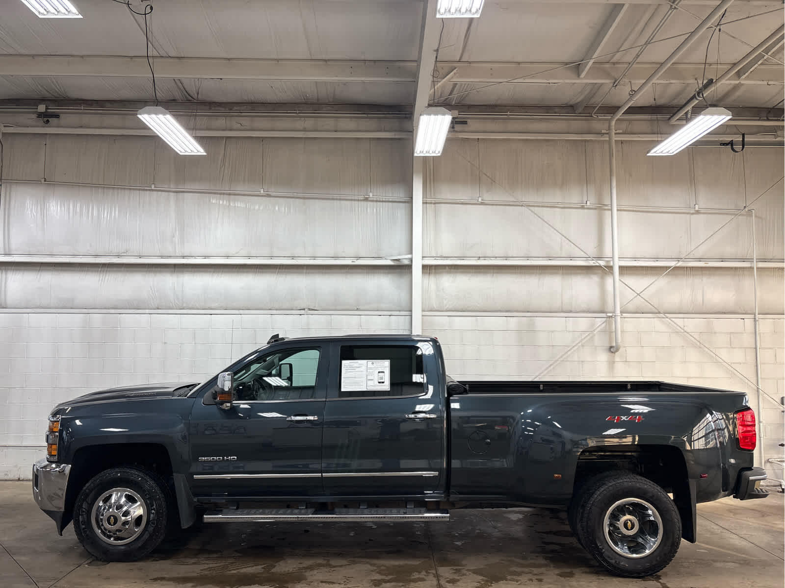 Used 2018 Chevrolet Silverado 3500HD LTZ with VIN 1GC4K0CY8JF237489 for sale in Wilmington, OH