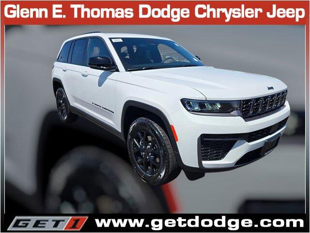 2026 Jeep Grand Cherokee Grand Cherokee Laredo Altitude 4x2
