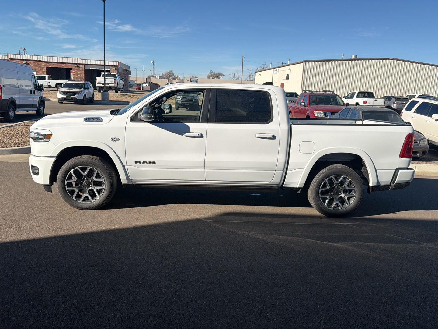2026 RAM Ram 1500 Pickup Laramie's photo