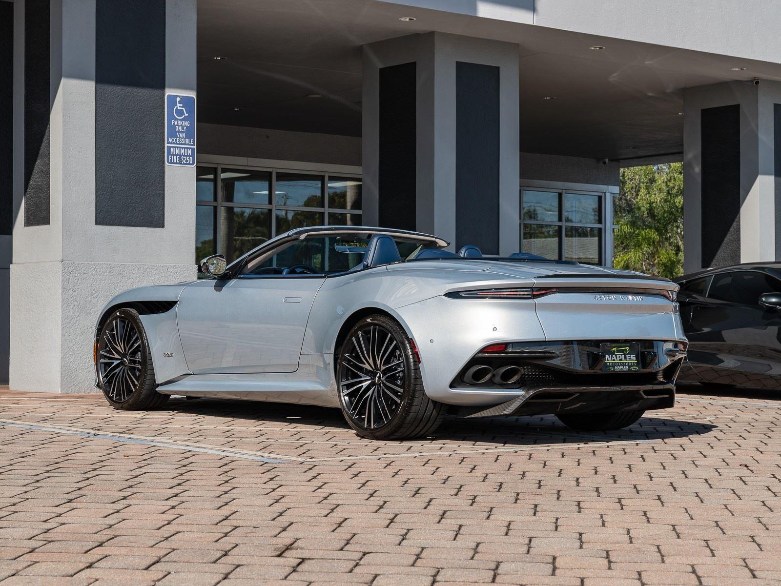 2020 Aston Martin DBS Superleggera Base - Photo 47