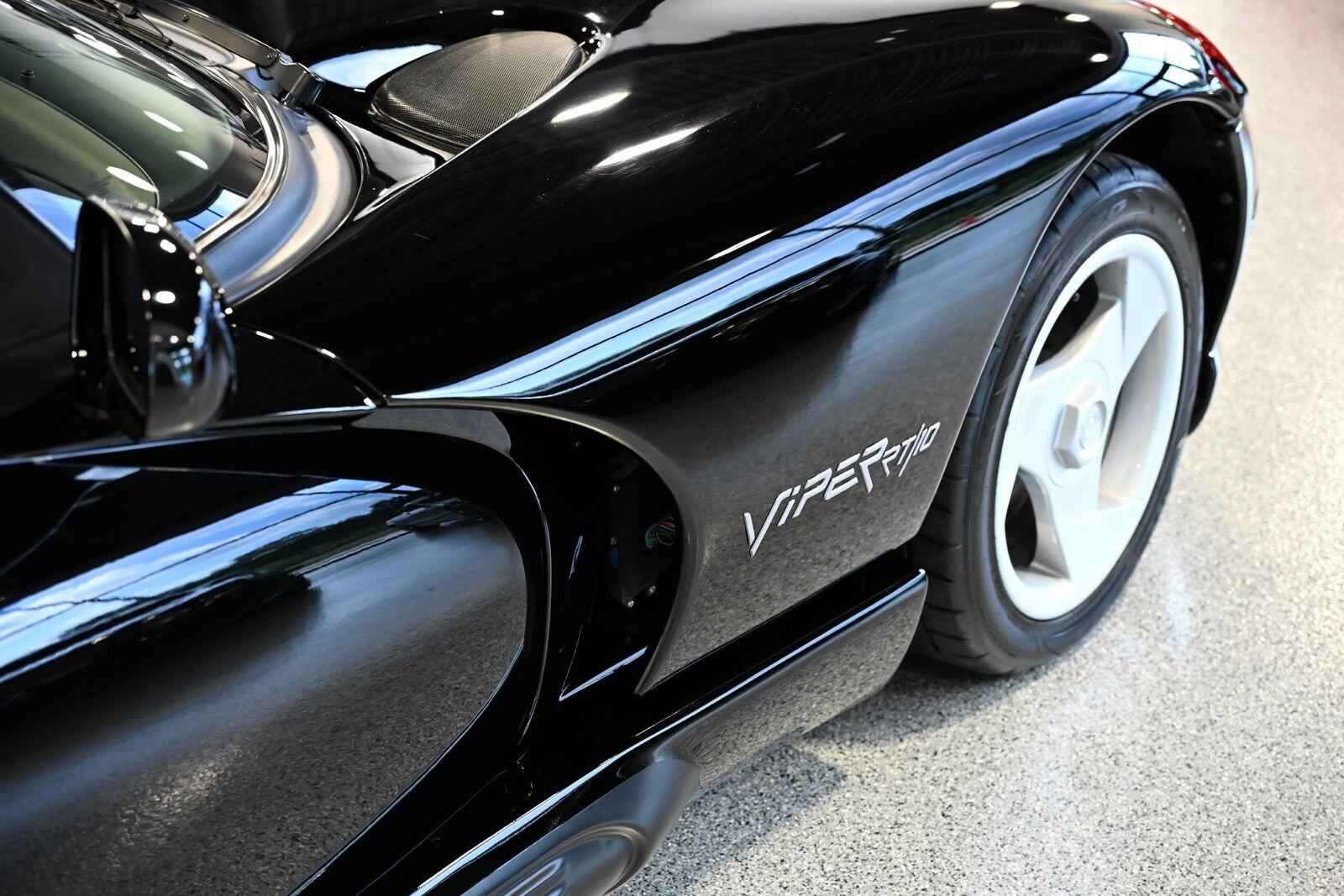 1994 Dodge Viper - Photo 12