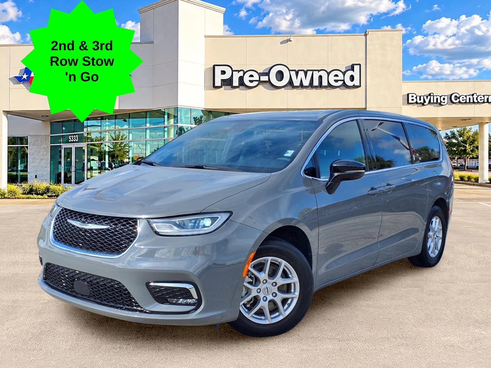 2025 Chrysler Pacifica Select