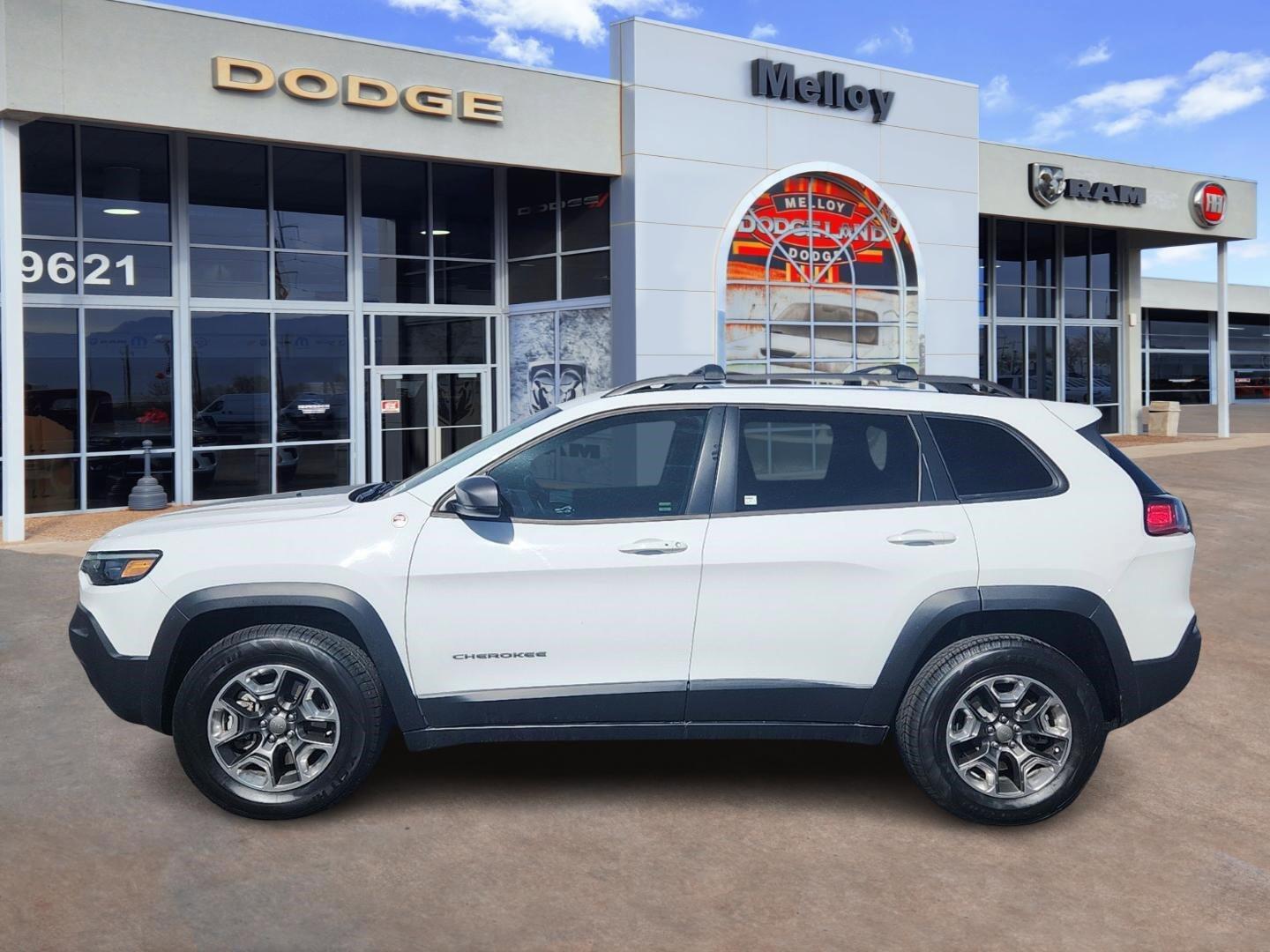 Used 2019 Jeep Cherokee Trailhawk with VIN 1C4PJMBX1KD158940 for sale in Albuquerque, NM