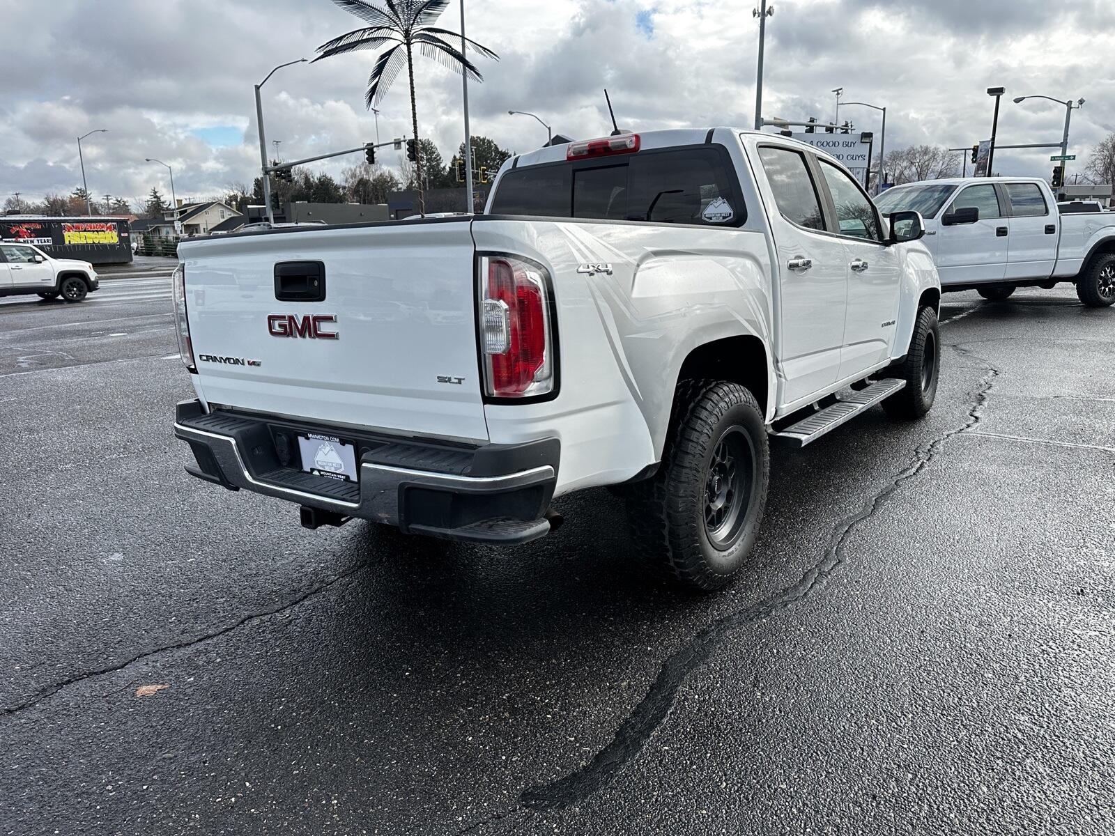 2017 GMC Canyon SLT photo 8