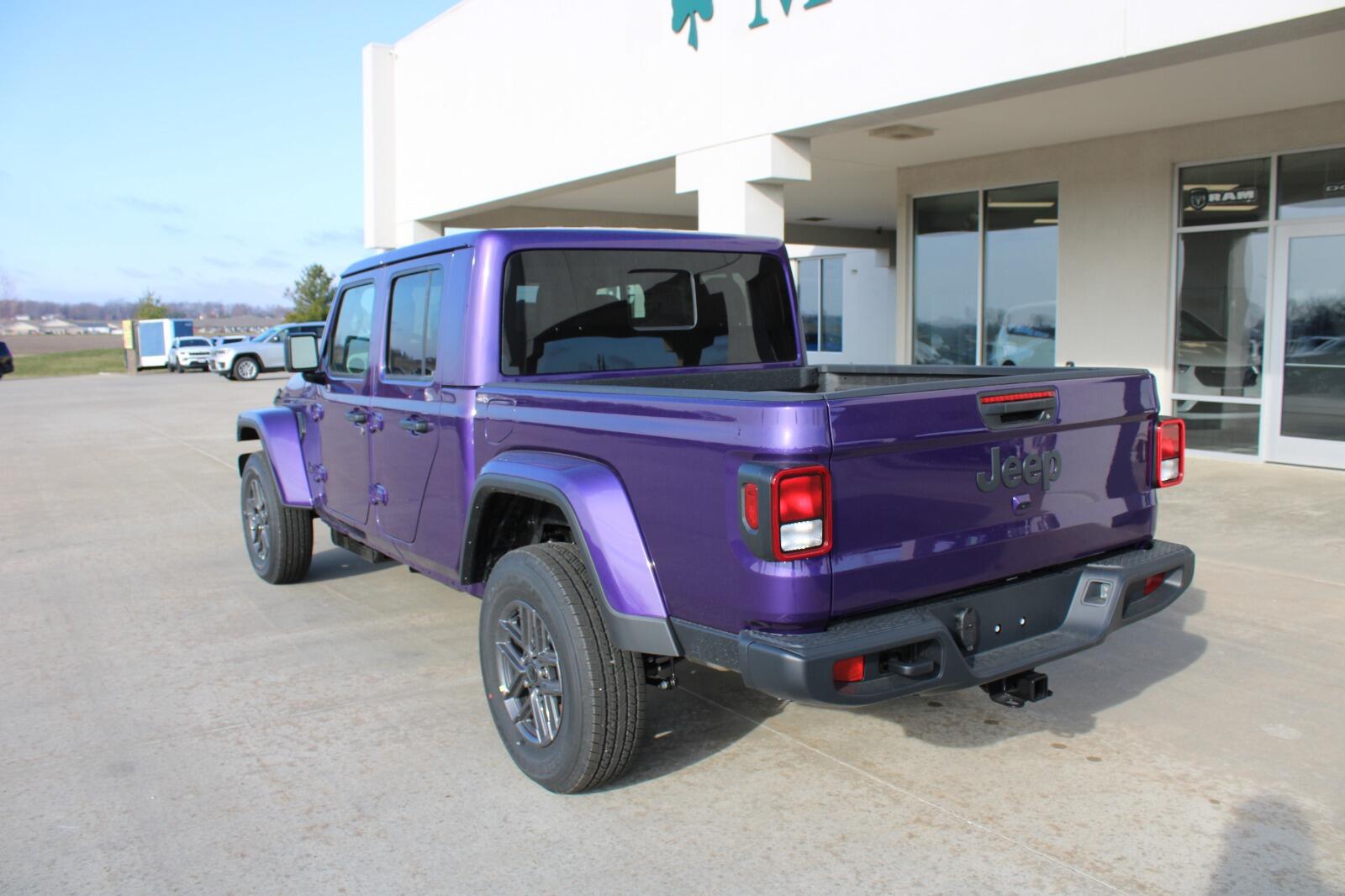 2026 Jeep Gladiator Sport S - Photo 10
