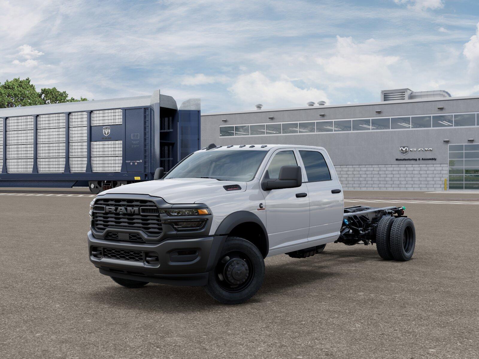 2026 RAM 5500 Chassis Cab 5500 Tradesman Chassis Crew Cab 4x4 84' Ca