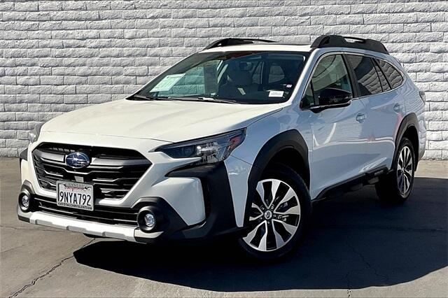 2025 Subaru Outback Limited's photo