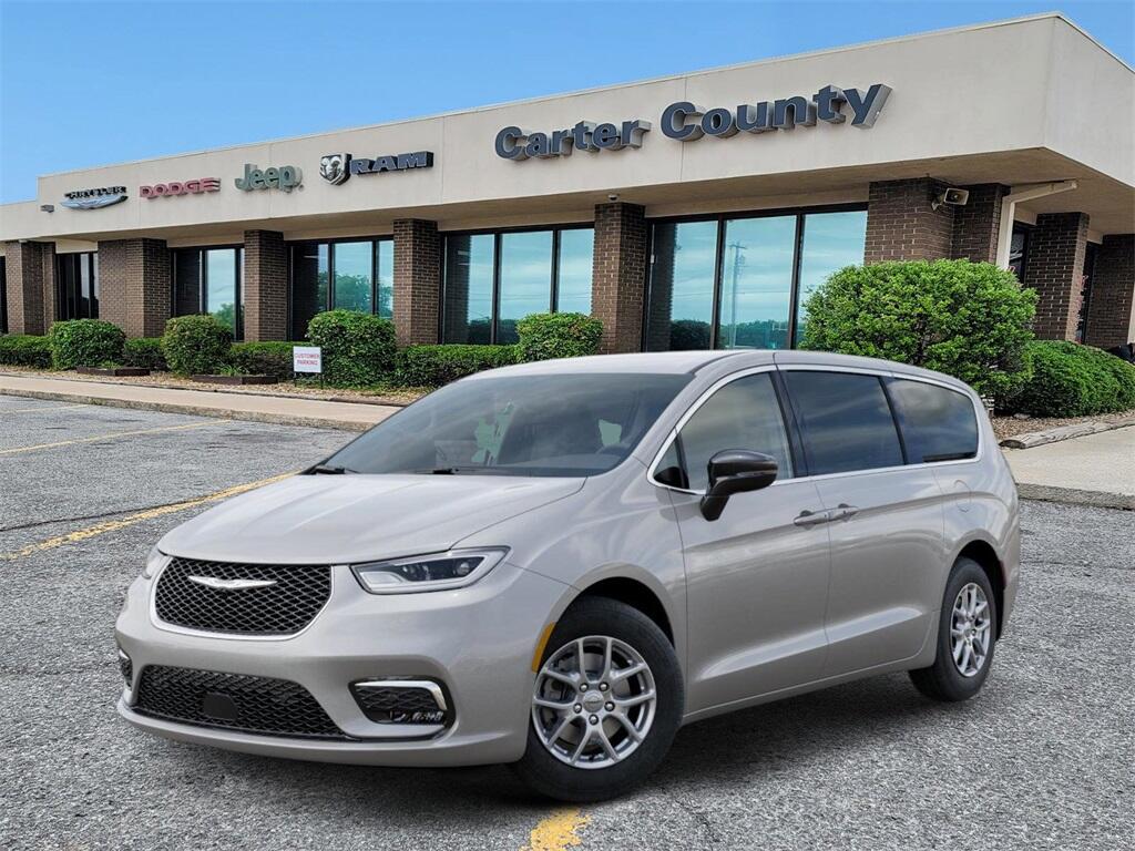 2026 Chrysler Pacifica Select's photo