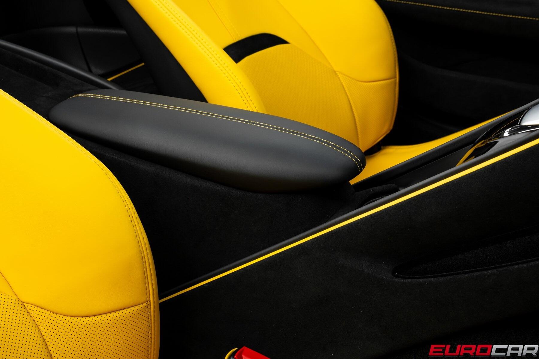 Used 2025 Ferrari Roma *FULL BODY PPF * CARBON FIBER LED STEERING WHEEL*Image 35