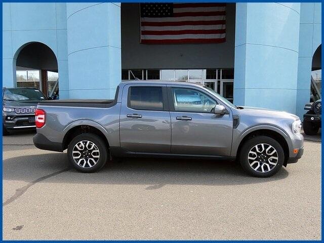 Used 2022 Ford Maverick Lariat with VIN 3FTTW8E33NRA82567 for sale in New Britain, CT