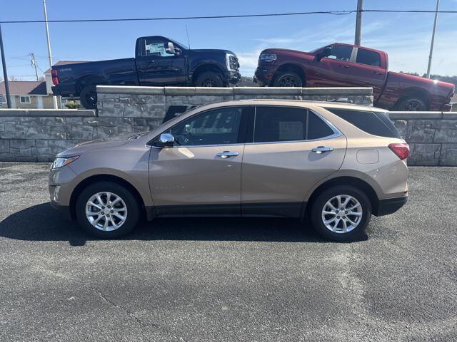 Used 2019 Chevrolet Equinox LT with VIN 2GNAXUEV2K6158773 for sale in Prairie Du Chien, WI
