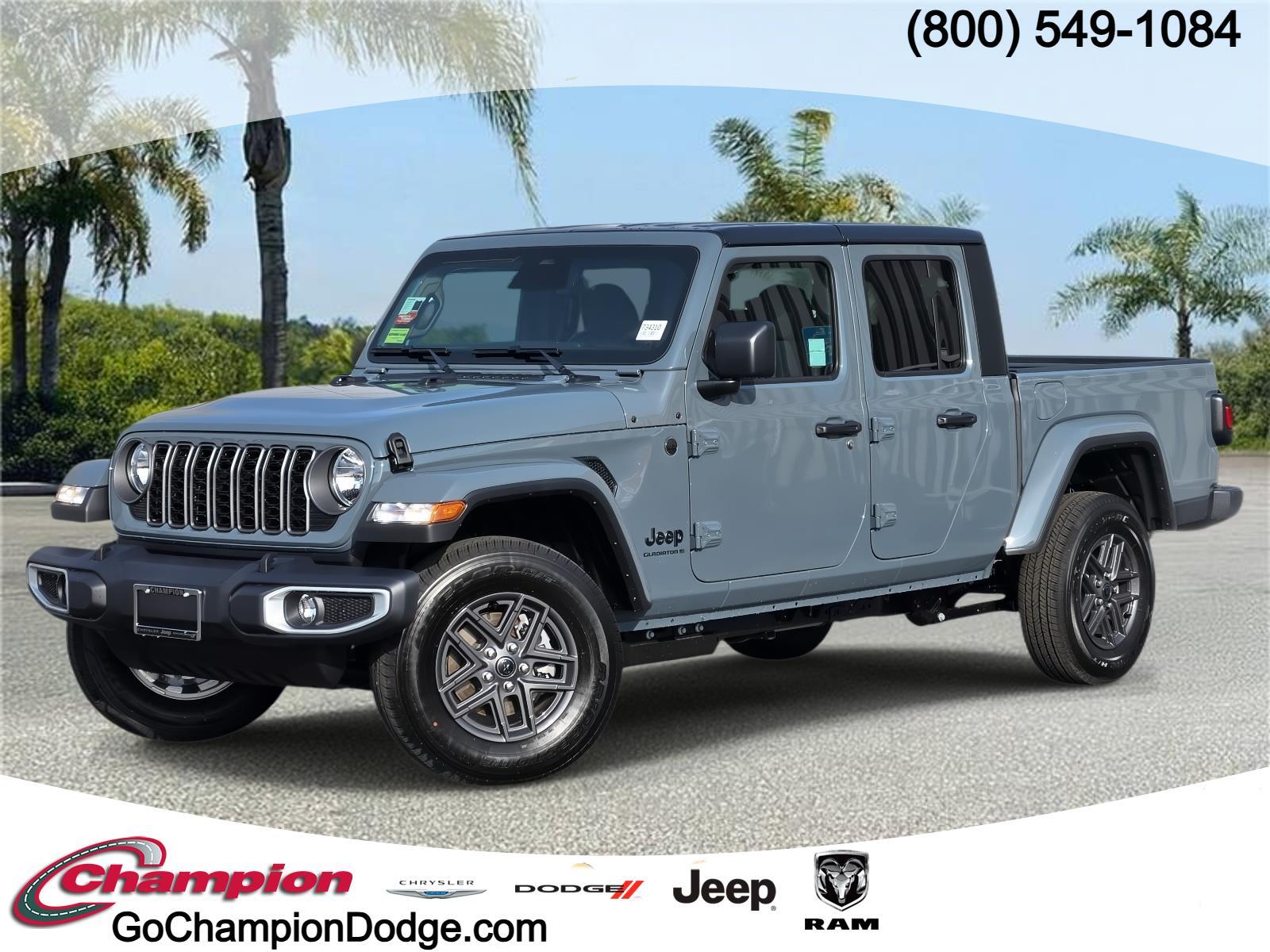 2026 Jeep Gladiator Sport S's photo