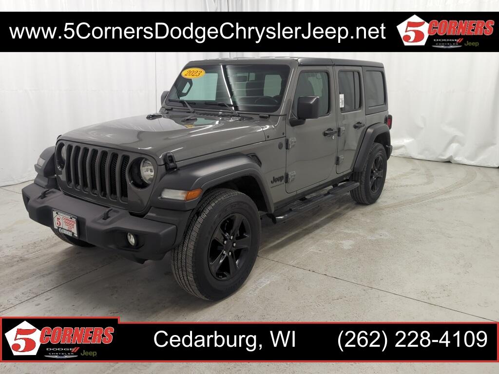 2023 Jeep Wrangler 4-Door Altitude's photo