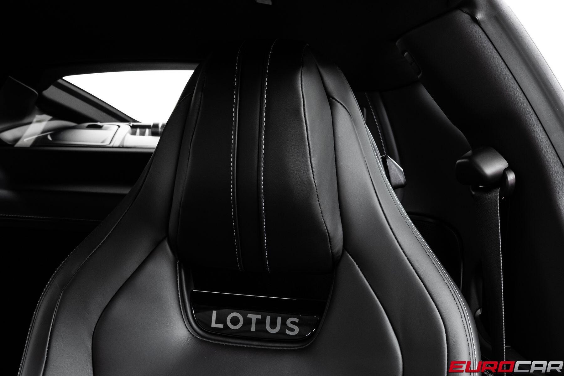 2026 Lotus Emira - Photo 41