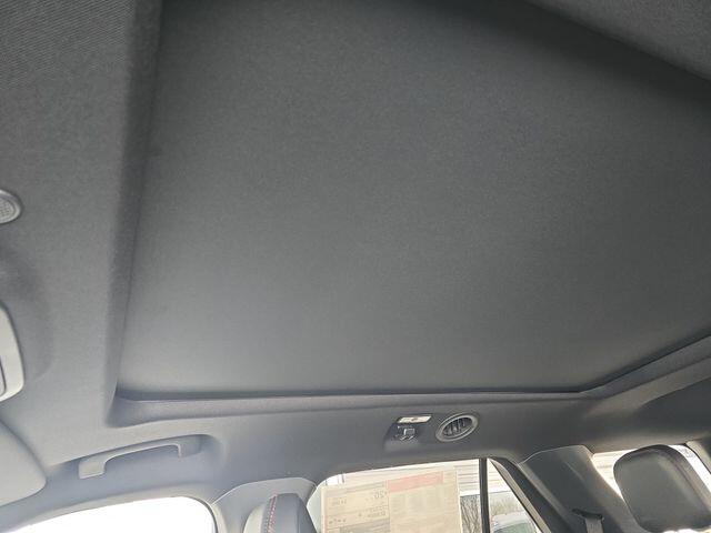 2026 Ford Explorer ST - Photo 32