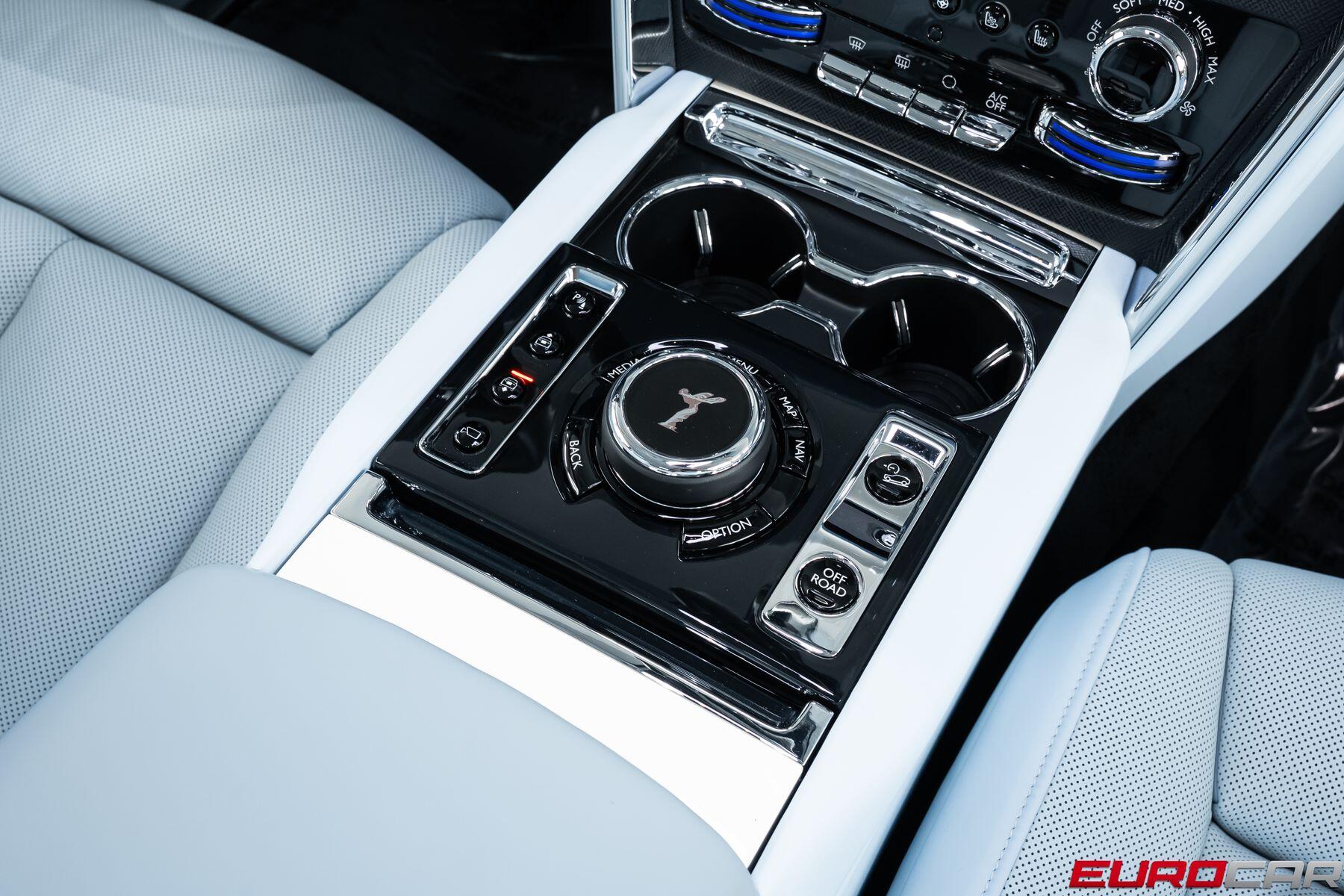 2023 Rolls-Royce Cullinan Base - Photo 37