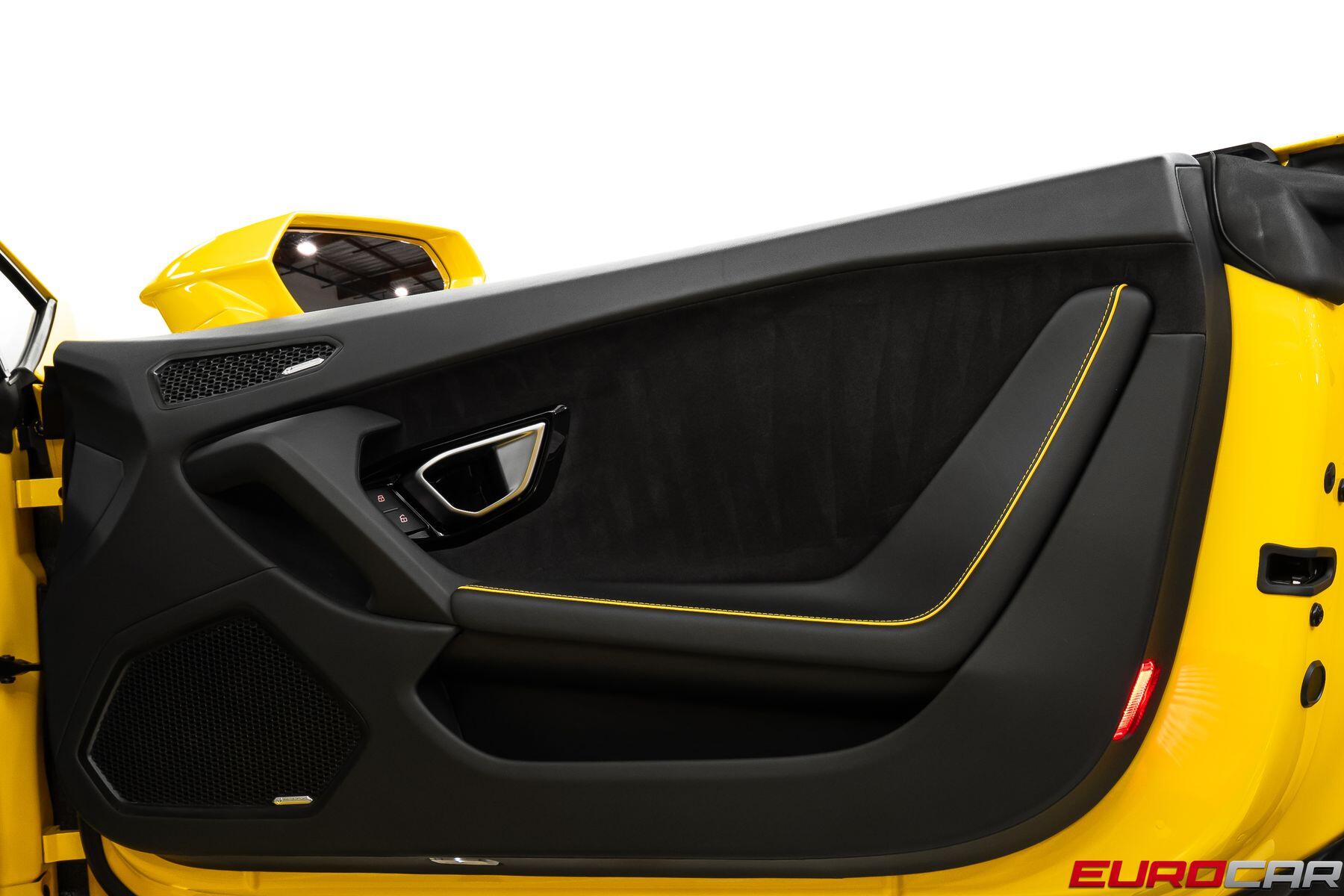 2021 Lamborghini Huracan EVO RWD *CARBON SPORT SEATS * FRONT PPF*Image 25