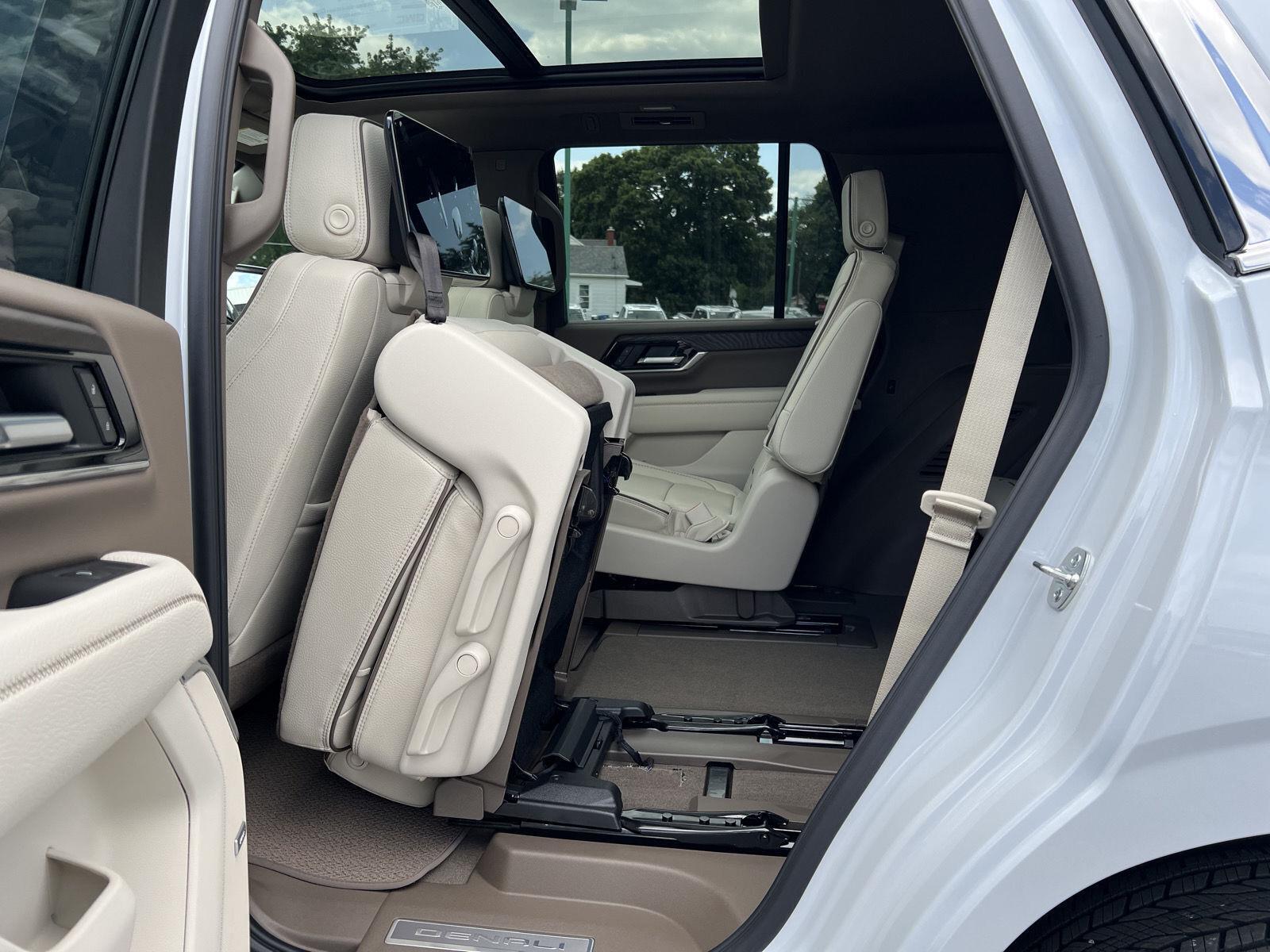 2026 GMC Yukon Denali - Photo 49