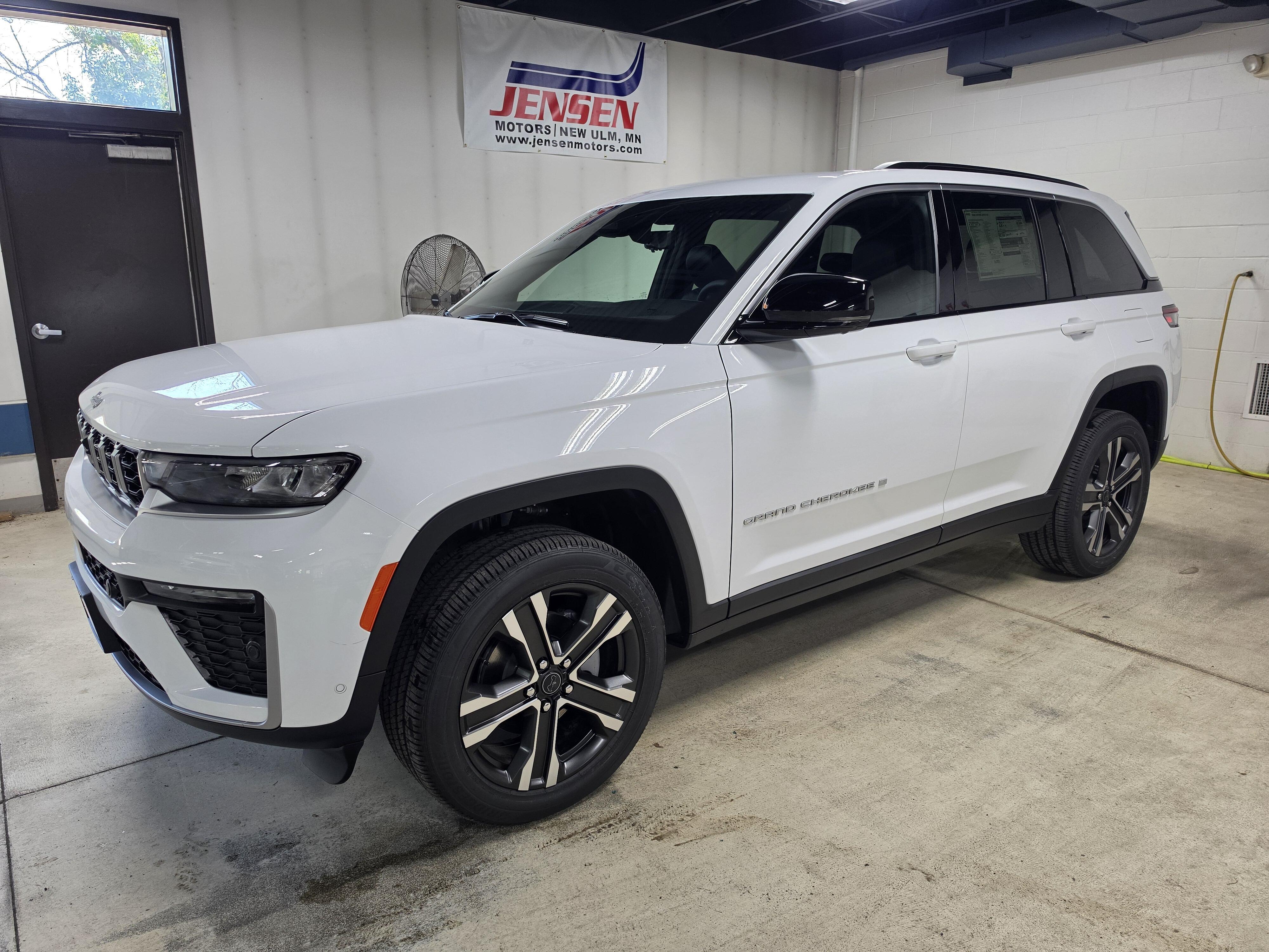 2027 Jeep Grand Cherokee Limited