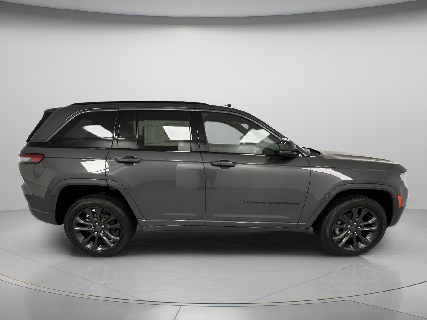 2026 Jeep Grand Cherokee Limited Reserve - Photo 9