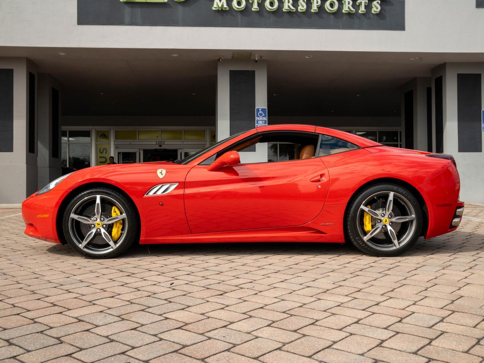 Used 2014 Ferrari California 2dr Conv