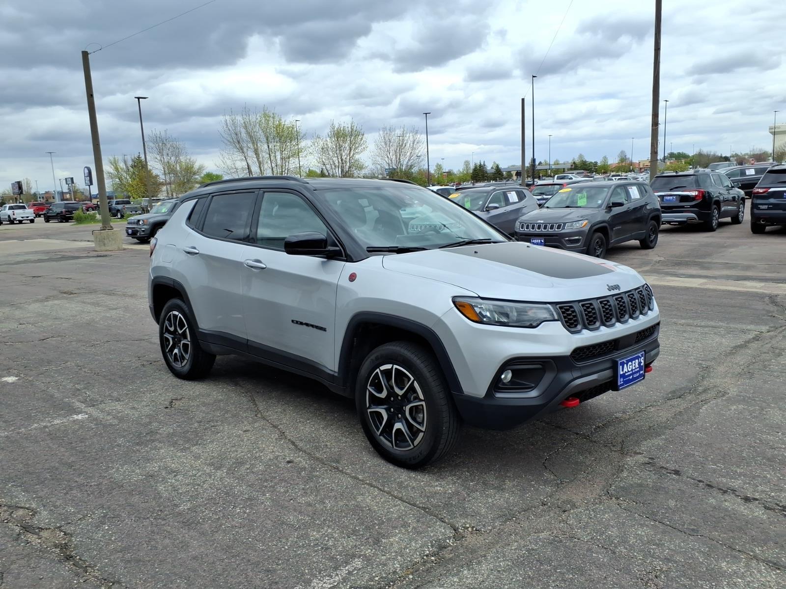 Used 2024 Jeep Compass Trailhawk with VIN 3C4NJDDN9RT118810 for sale in Mankato, Minnesota