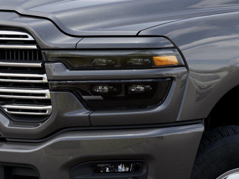 2026 RAM 3500 Laramie - Photo 35