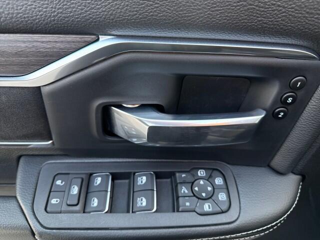2026 RAM 3500 Laramie - Photo 11