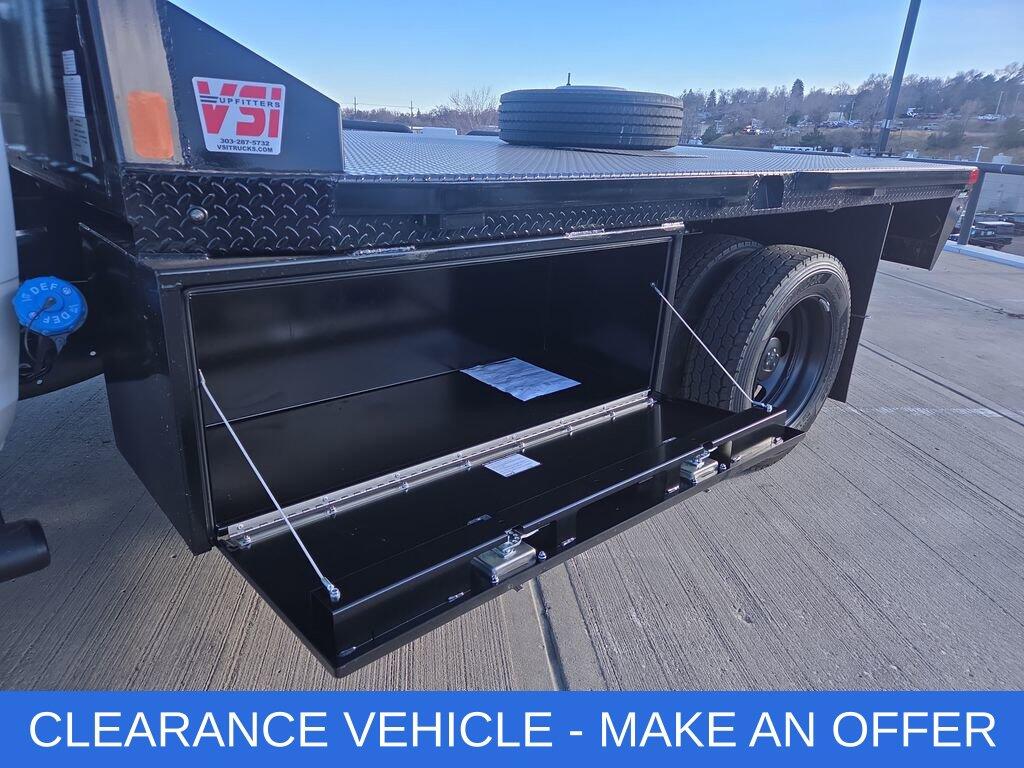 2026 RAM 5500 Chassis Cab 5500 Tradesman Chassis Crew Cab 4x4 84' Ca