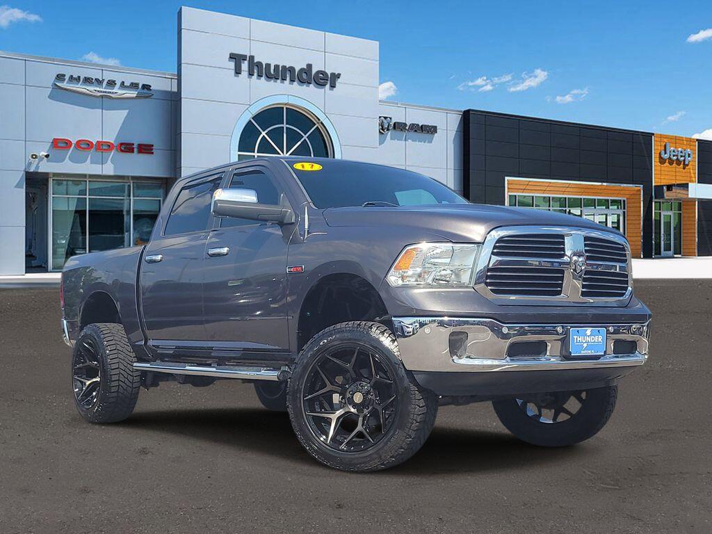 2017 RAM 1500 Big Horn 4x4 Crew Cab 5'7's photo