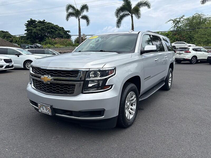 2017 Chevrolet Suburban 4d SUV RWD LT