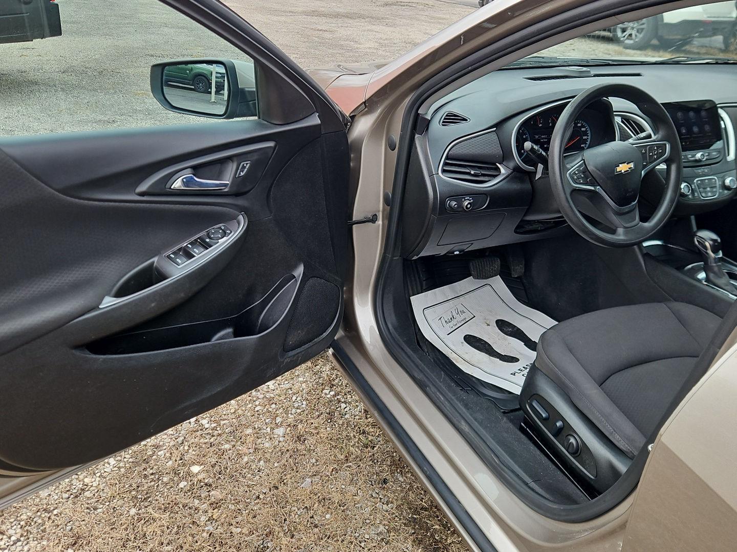 2022 Chevrolet Malibu 1LT - Photo 12