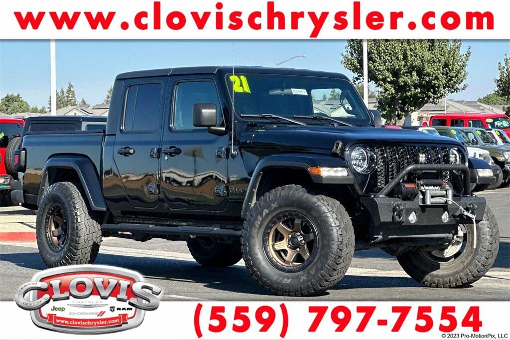 Used 2021 Jeep Gladiator California Edition with VIN 1C6HJTAG6ML590908 for sale in Clovis, CA