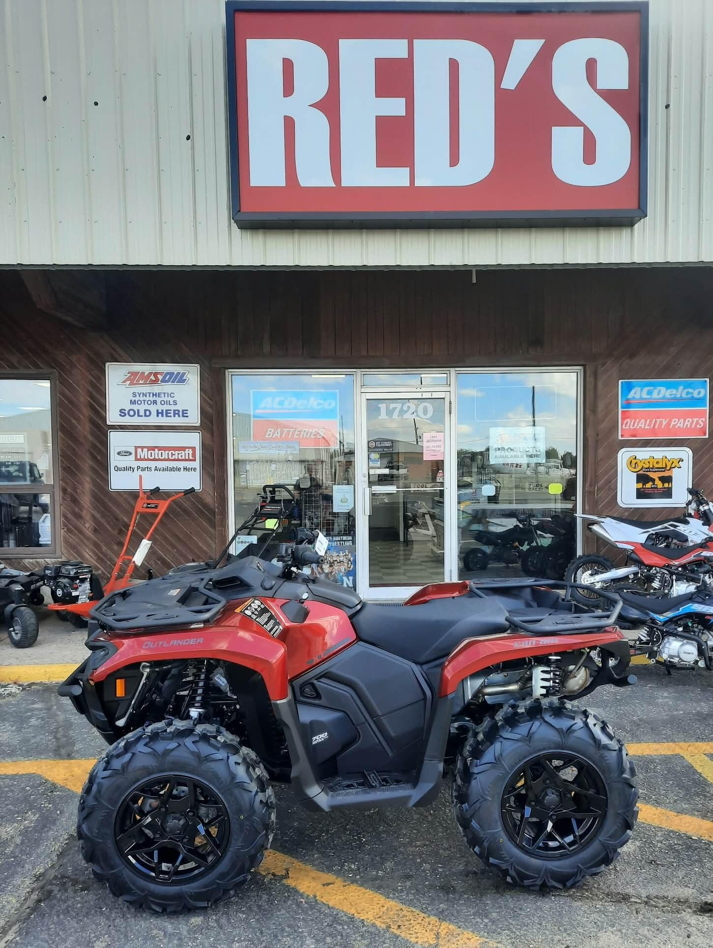 2027 Can-Am 700 XT OUTLANDER