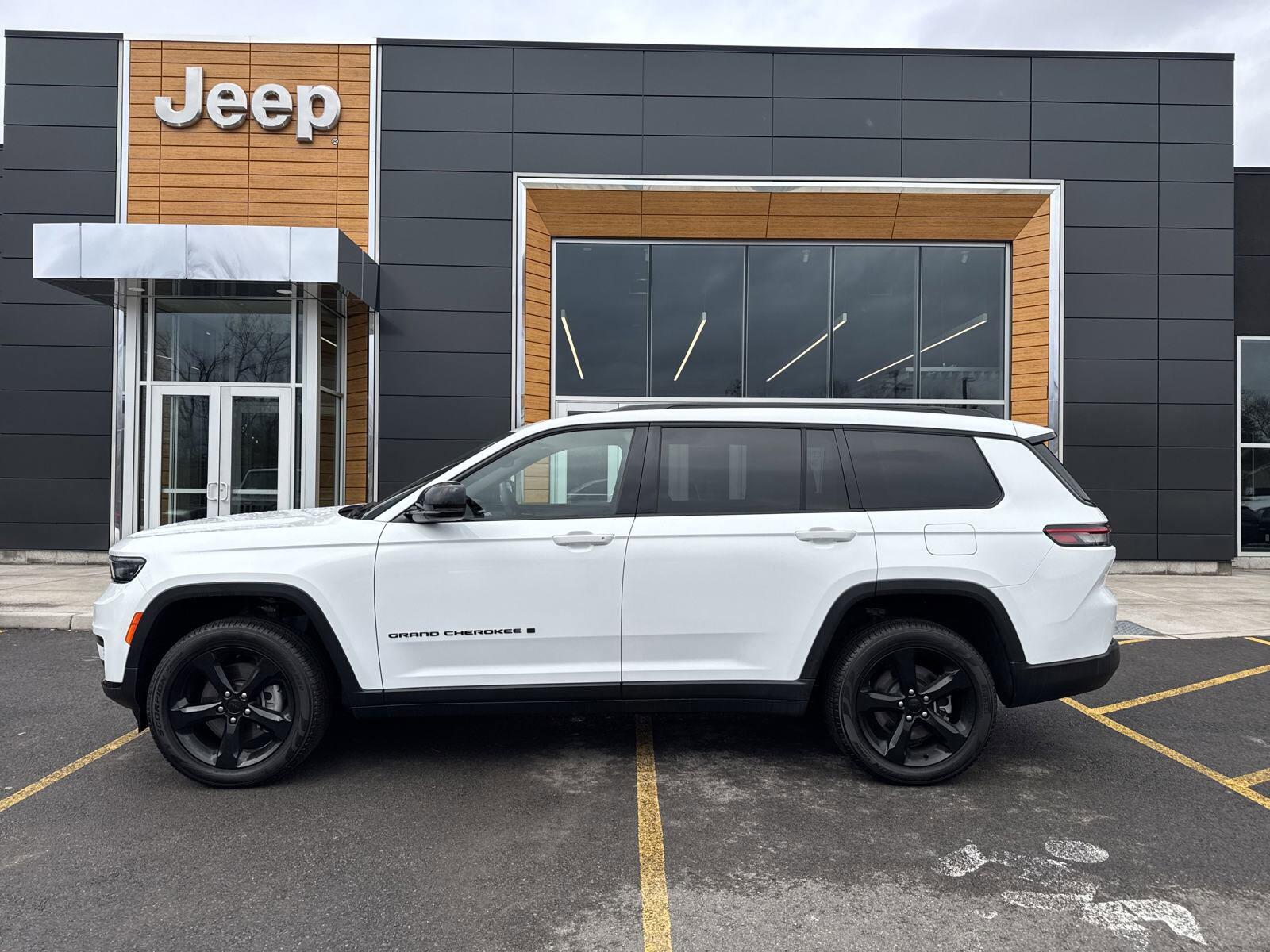 Used 2024 Jeep Grand Cherokee L Limited with VIN 1C4RJKBG7R8502089 for sale in Victor, NY