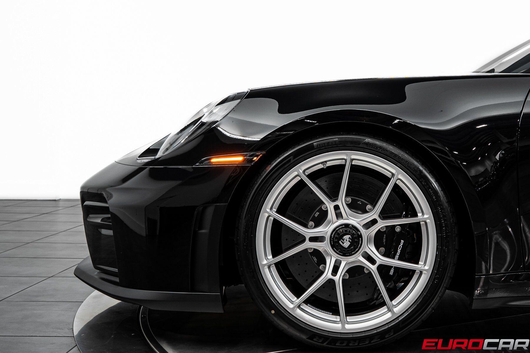 2026 Porsche 911 GT3 Touring *6-SPEED MANUAL * EXCLUSIVE INTERIOR*Image 16