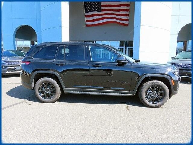 Certified 2024 Jeep Grand Cherokee Altitude with VIN 1C4RJHAG9RC165121 for sale in New Britain, CT