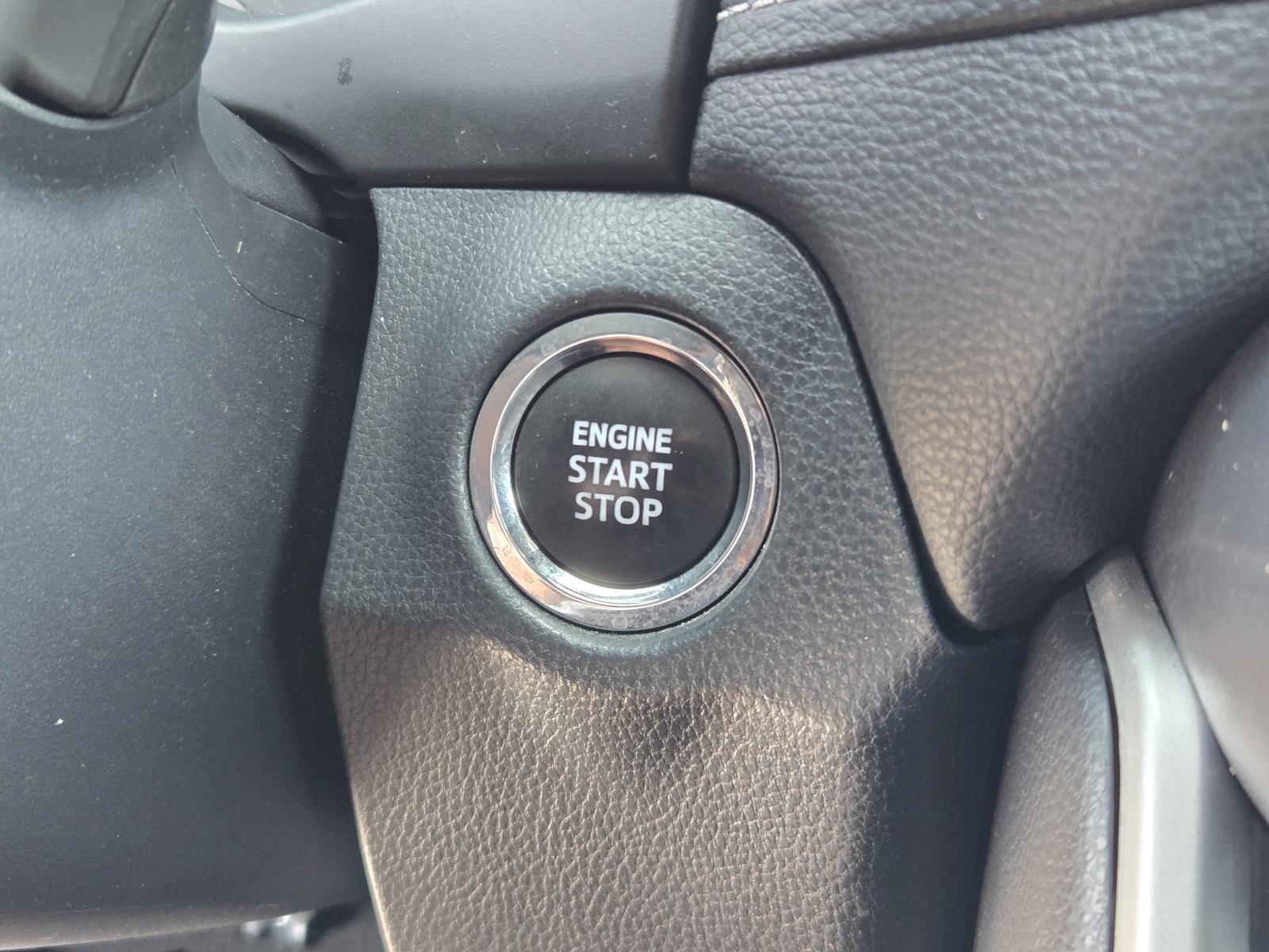 2023 Toyota RAV4 XLE - Photo 11