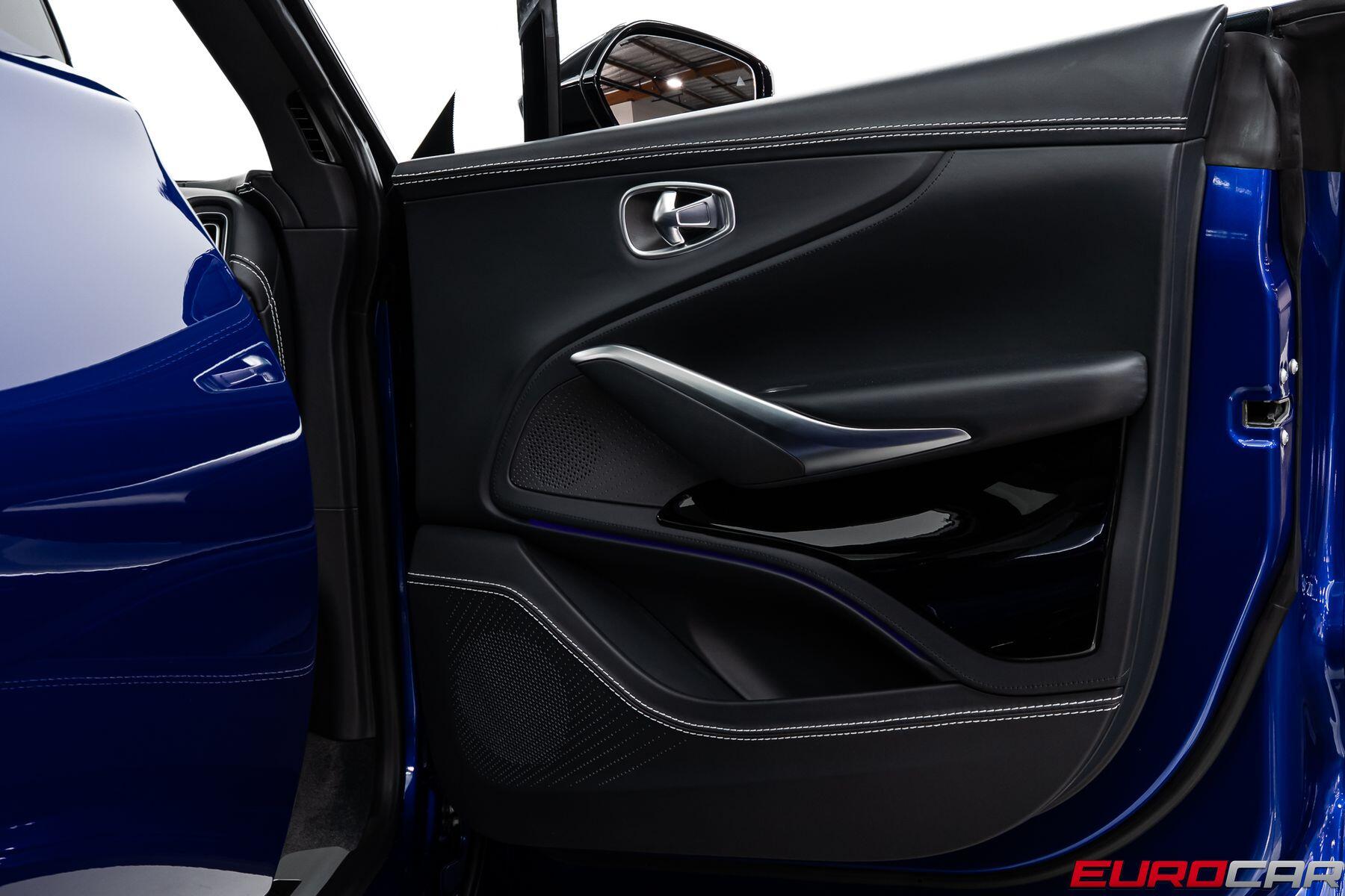 2023 Aston Martin DBX 707 *PANORAMIC SUNROOF * FRONT PPF*Image 25