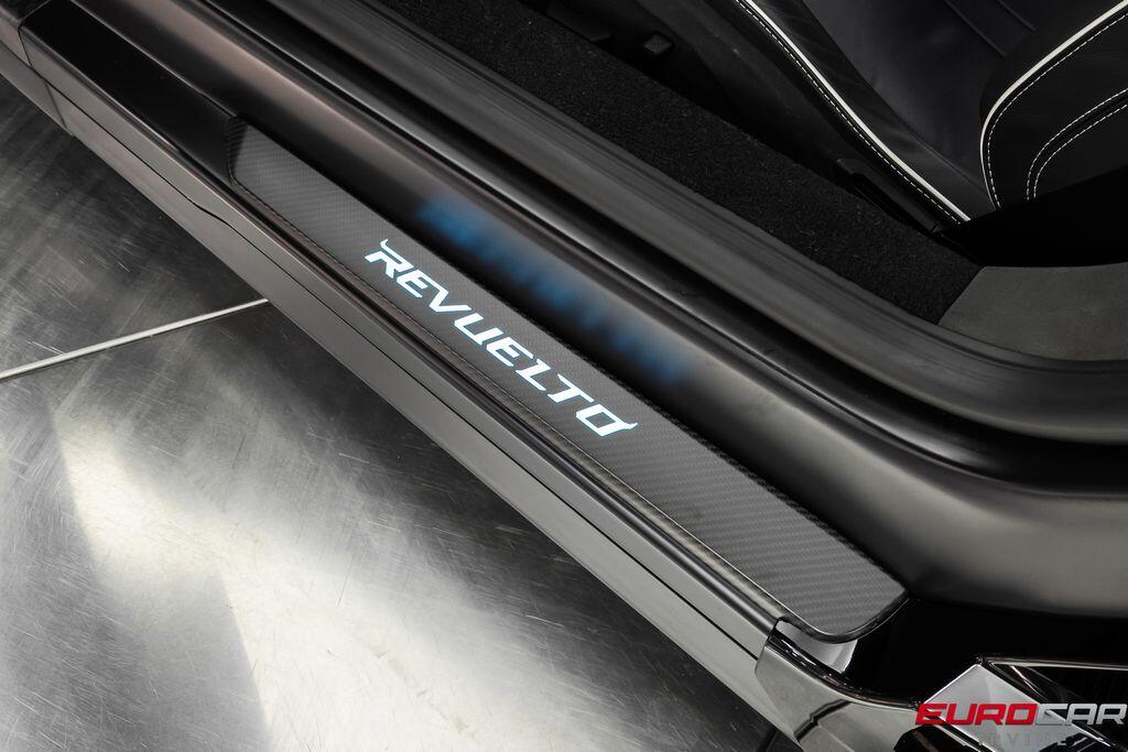 2025 Lamborghini Revuelto *HIGH GLOSS STYLE PACK * FULL PPF*Image 45